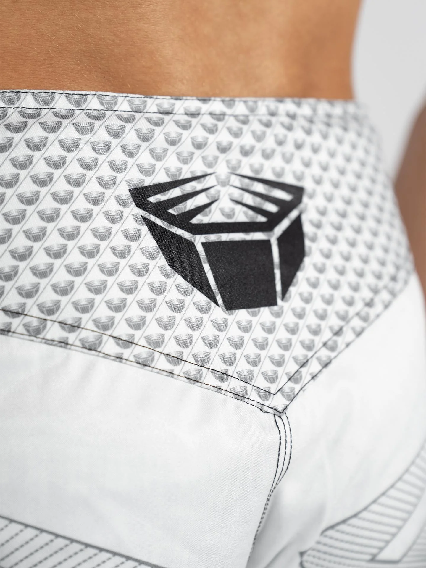 RINGLIFE MMA Shorts - Octaring 2.0 weiss-schwarz - Image 8