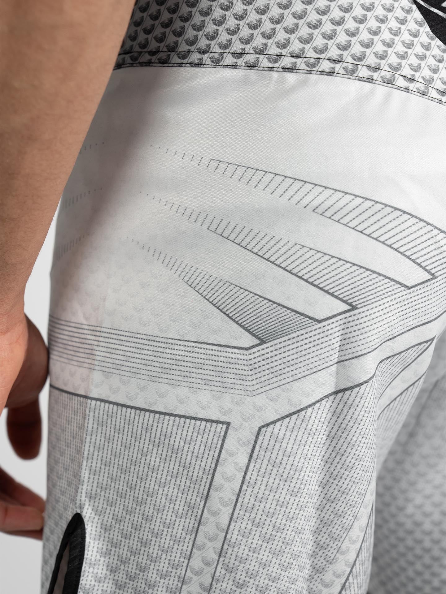RINGLIFE MMA Shorts - Octaring 2.0 weiss-schwarz - Image 9