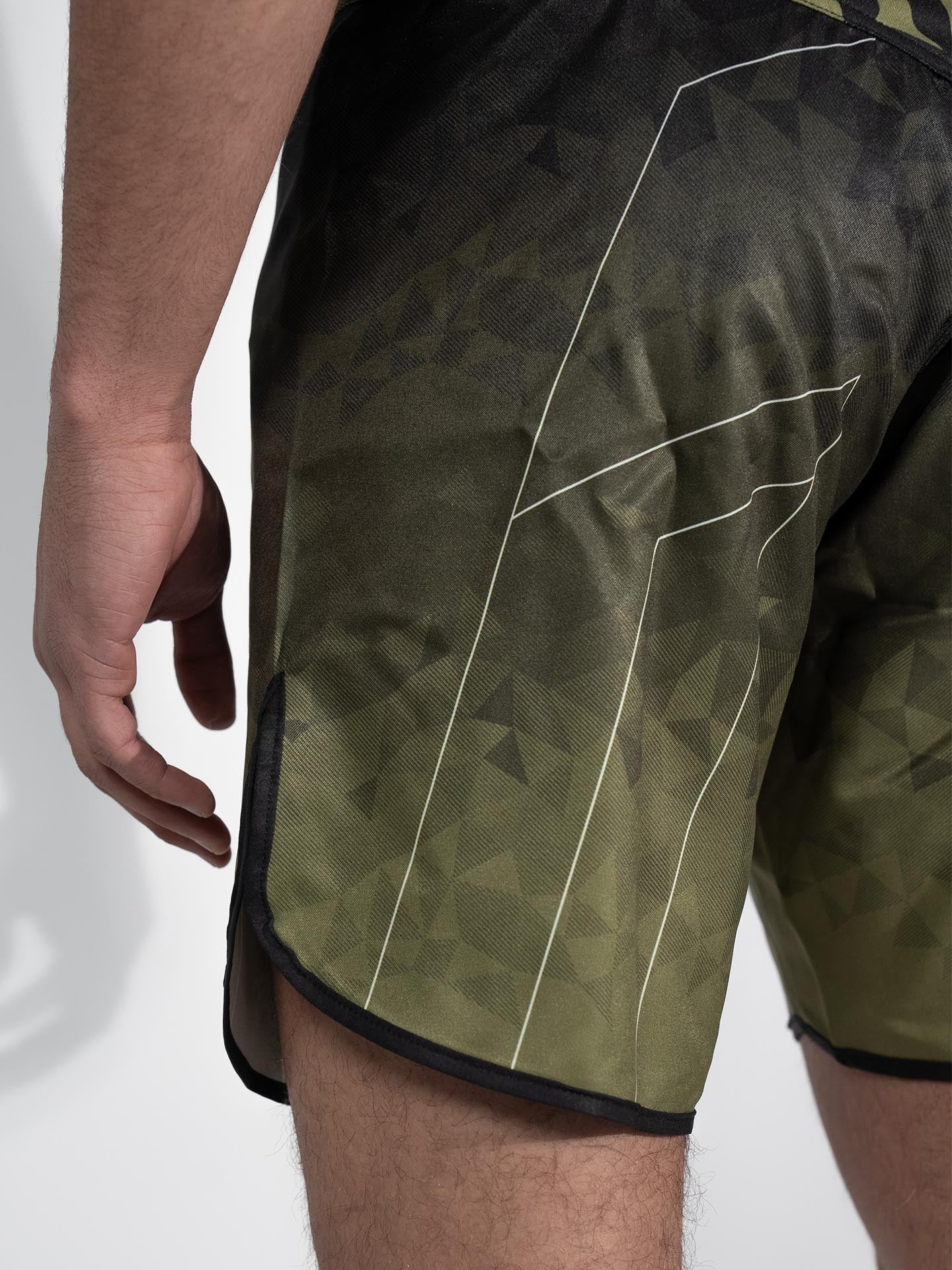RINGLIFE MMA Shorts - Transition schwarz-grün - Image 12
