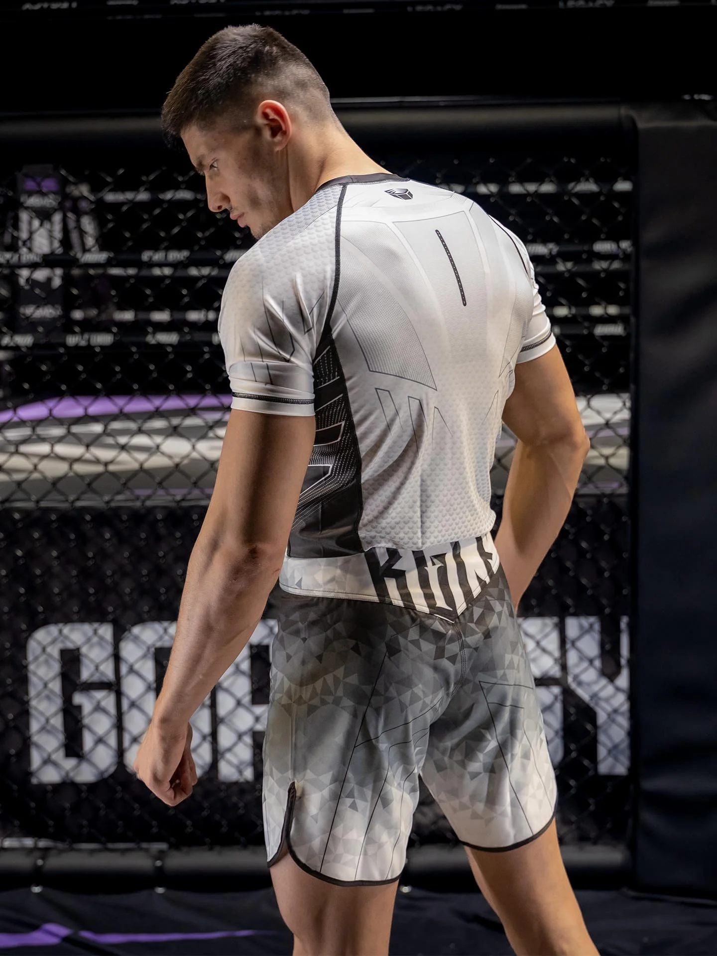 RINGLIFE MMA Shorts - Transition schwarz-weiss - Image 13