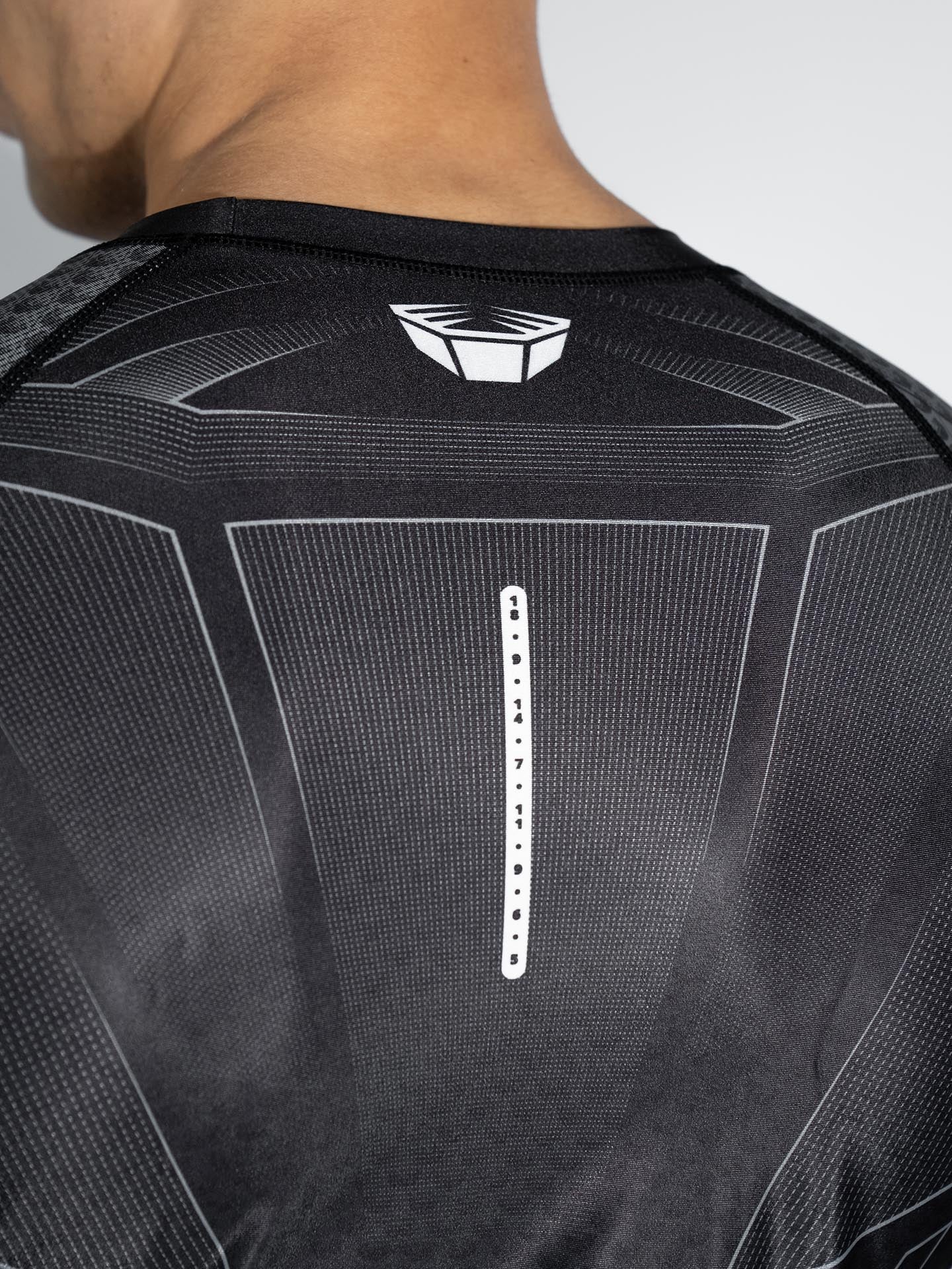 RINGLIFE Rashguard L/S - Octaring 2.0 schwarz-grau - Image 10