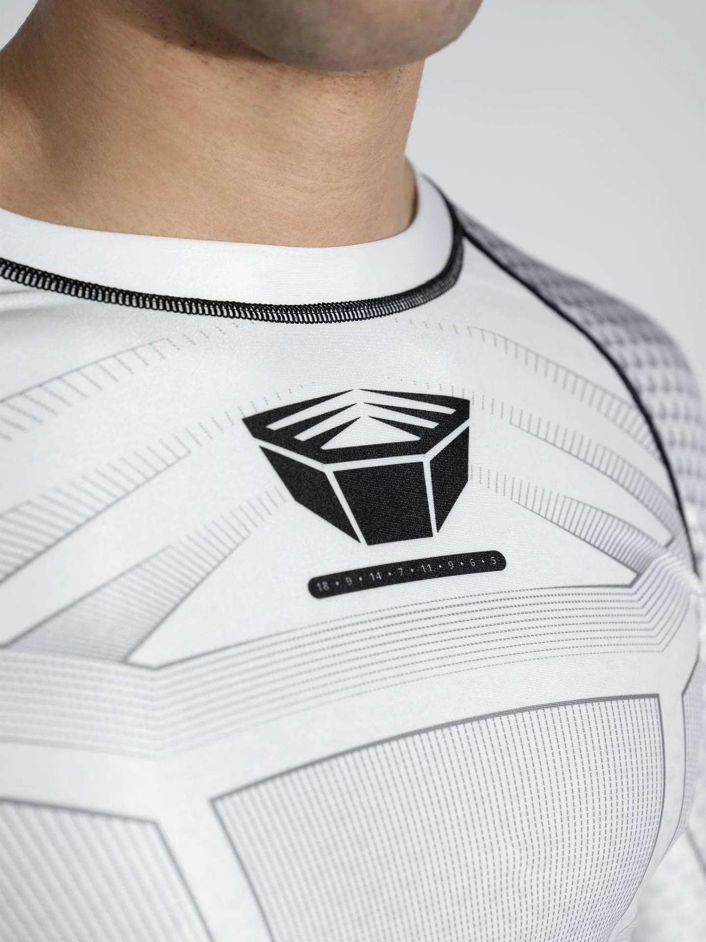 RINGLIFE Rashguard L/S - Octaring 2.0 weiss-schwarz - Image 7