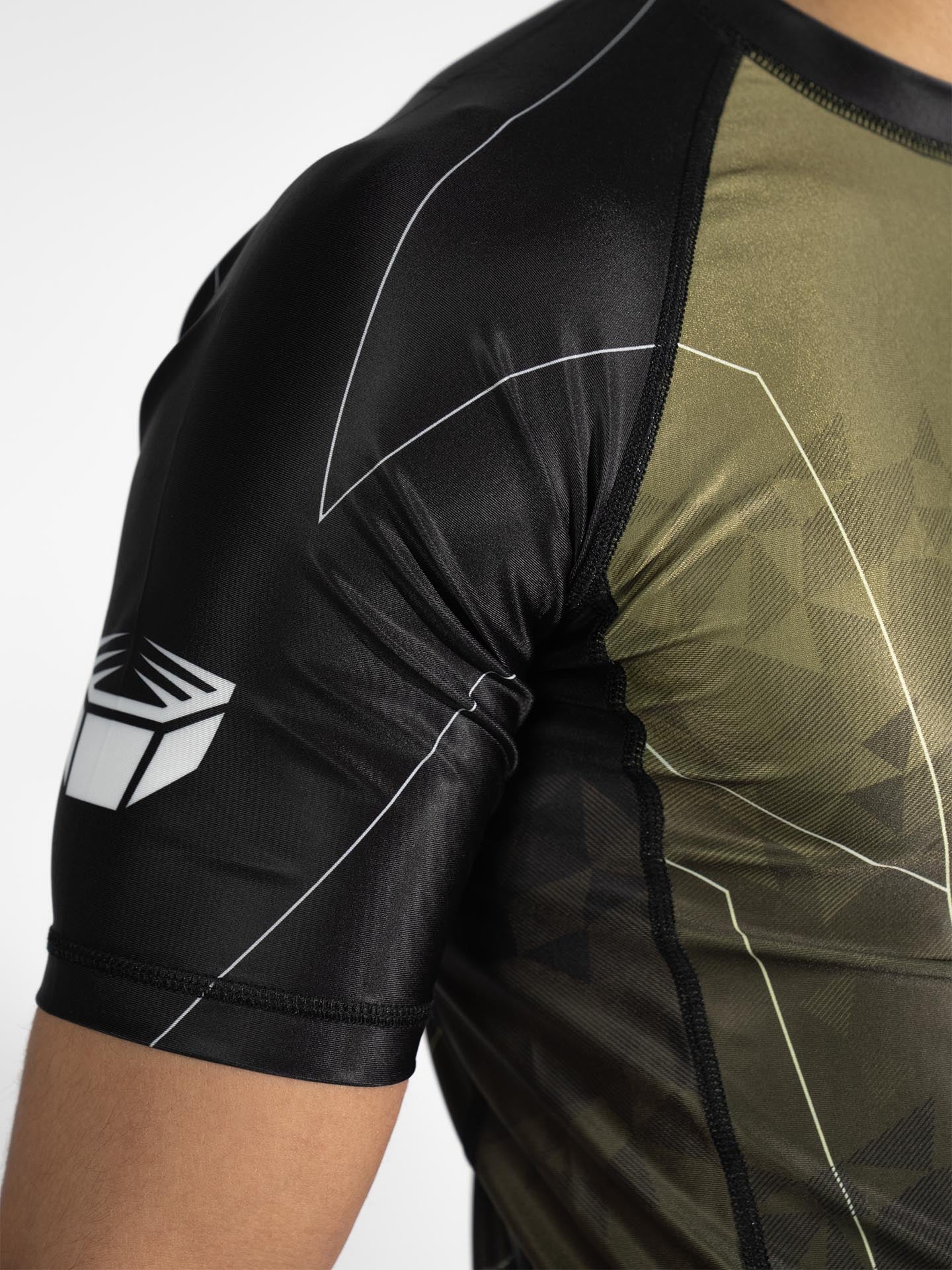 RINGLIFE Rashguard S/S - Transition schwarz-grün - Image 5