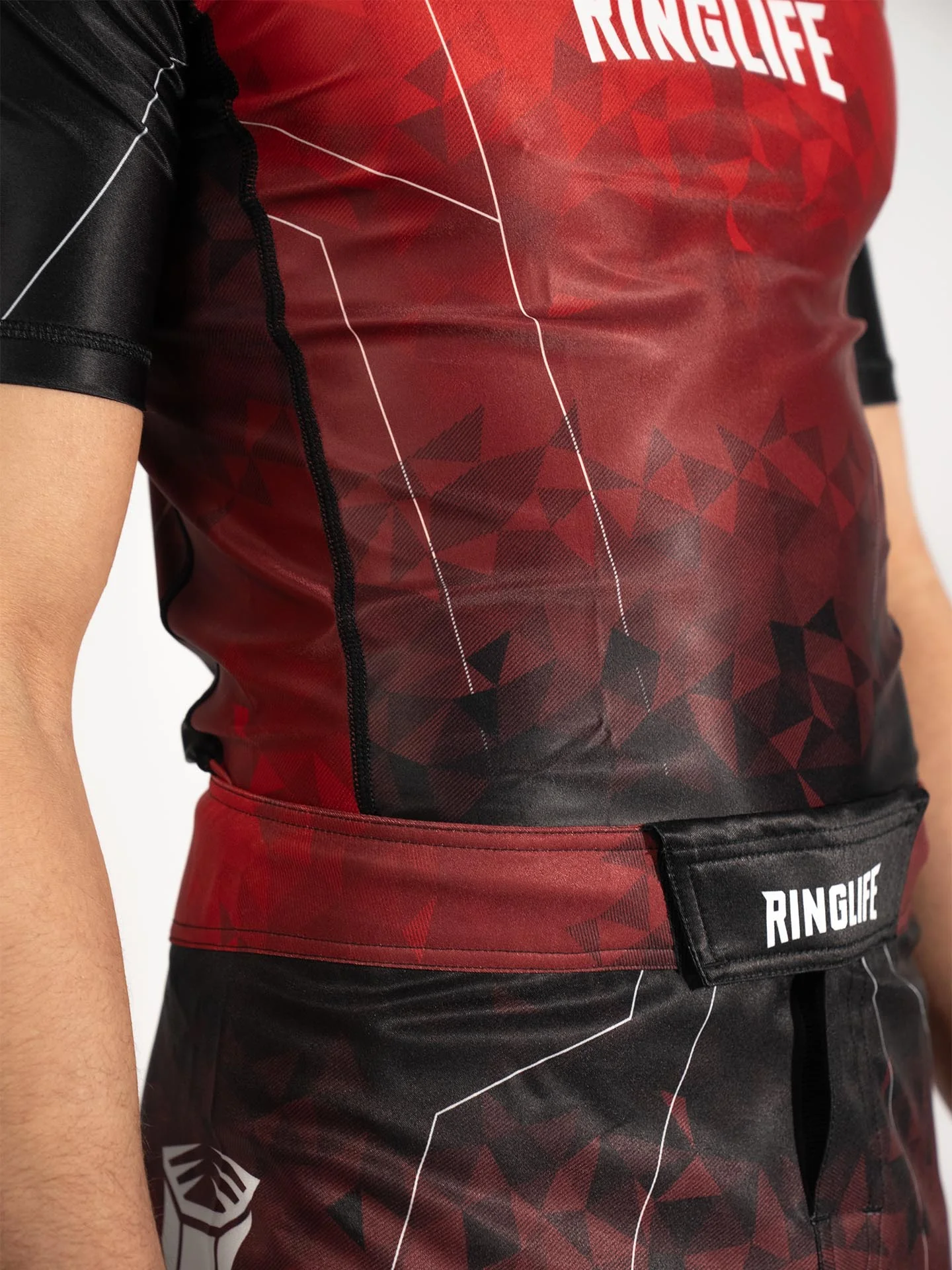RINGLIFE Rashguard S/S - Transition schwarz-rot - Image 9