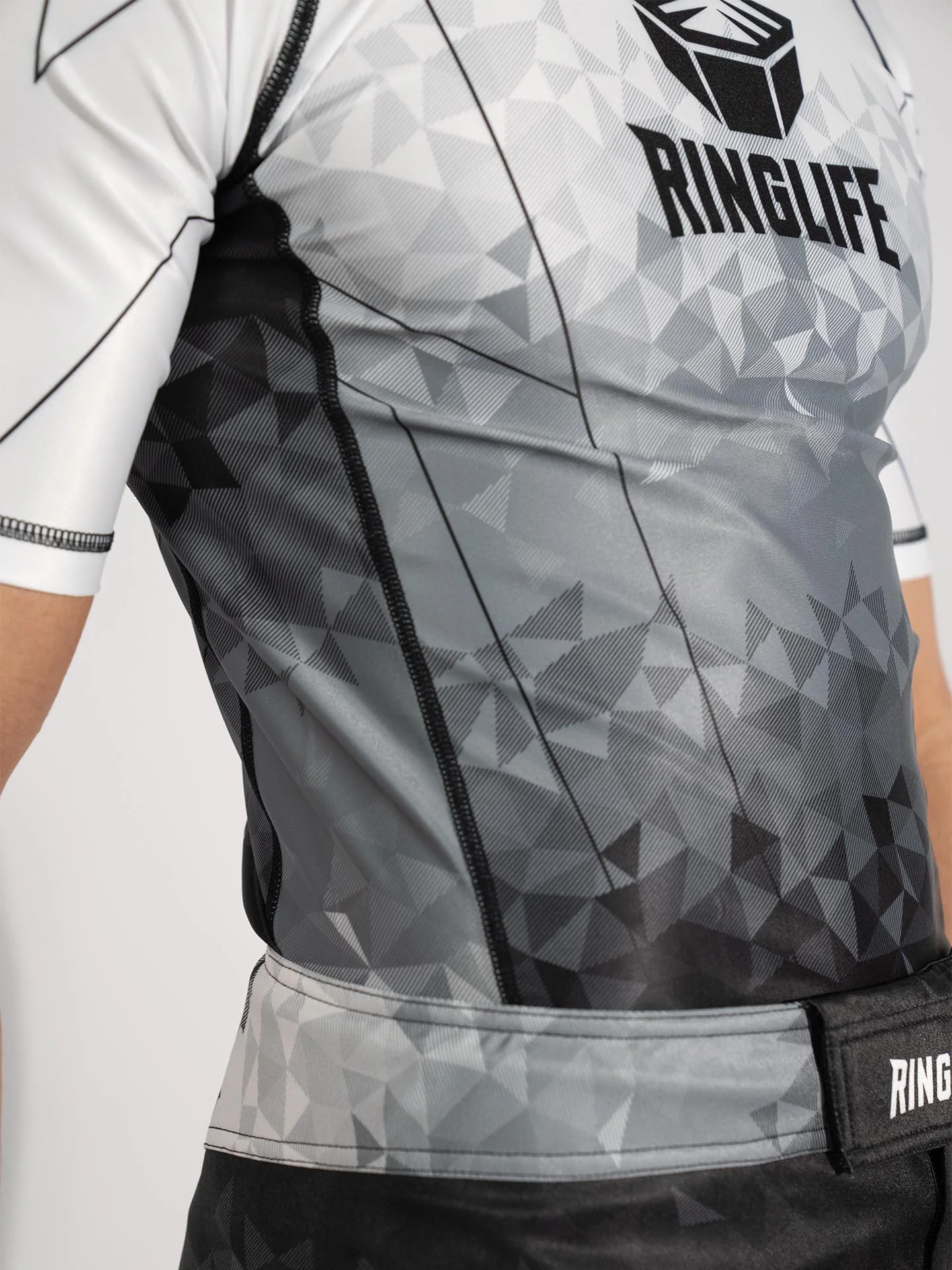 RINGLIFE Rashguard S/S - Transition schwarz-weiss - Image 8