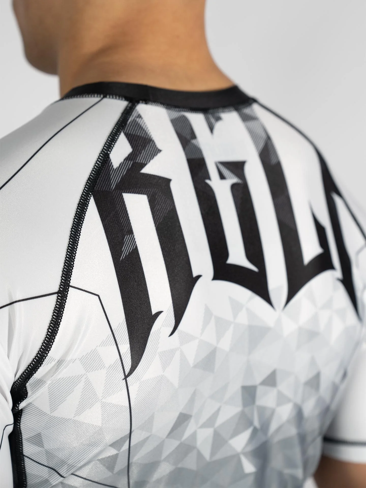 RINGLIFE Rashguard S/S - Transition schwarz-weiss - Image 9